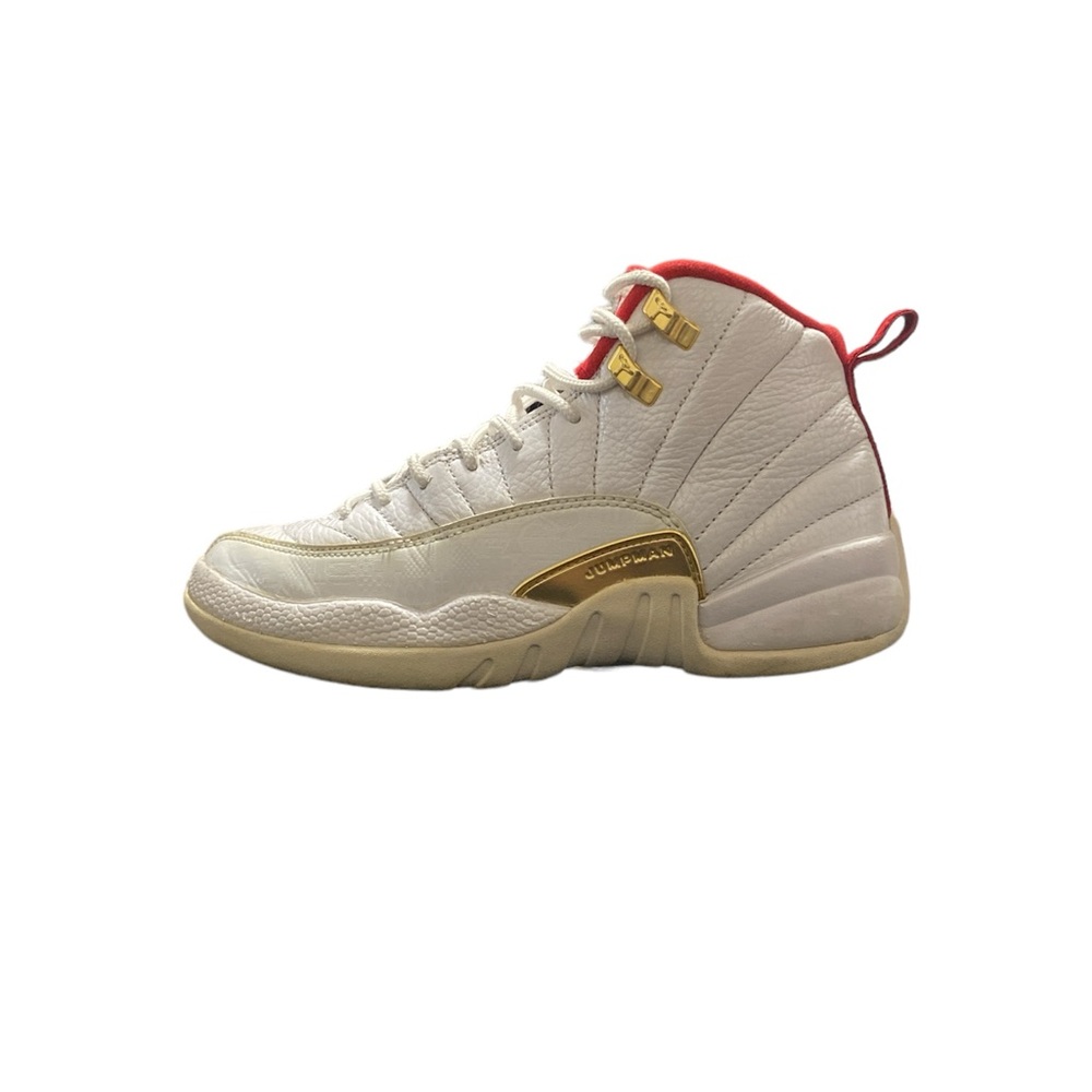 2019 Air Jordan 12 Retro 'FIBA'.  Size US 5.5Y
